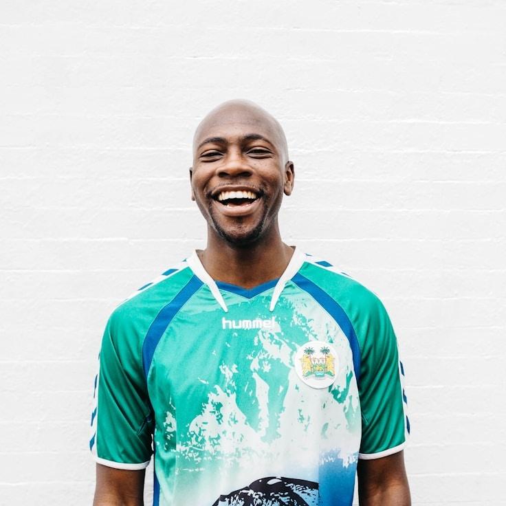 Prithvi Khandelwal, Client Relations Director, discussing gifting strategy with business clients